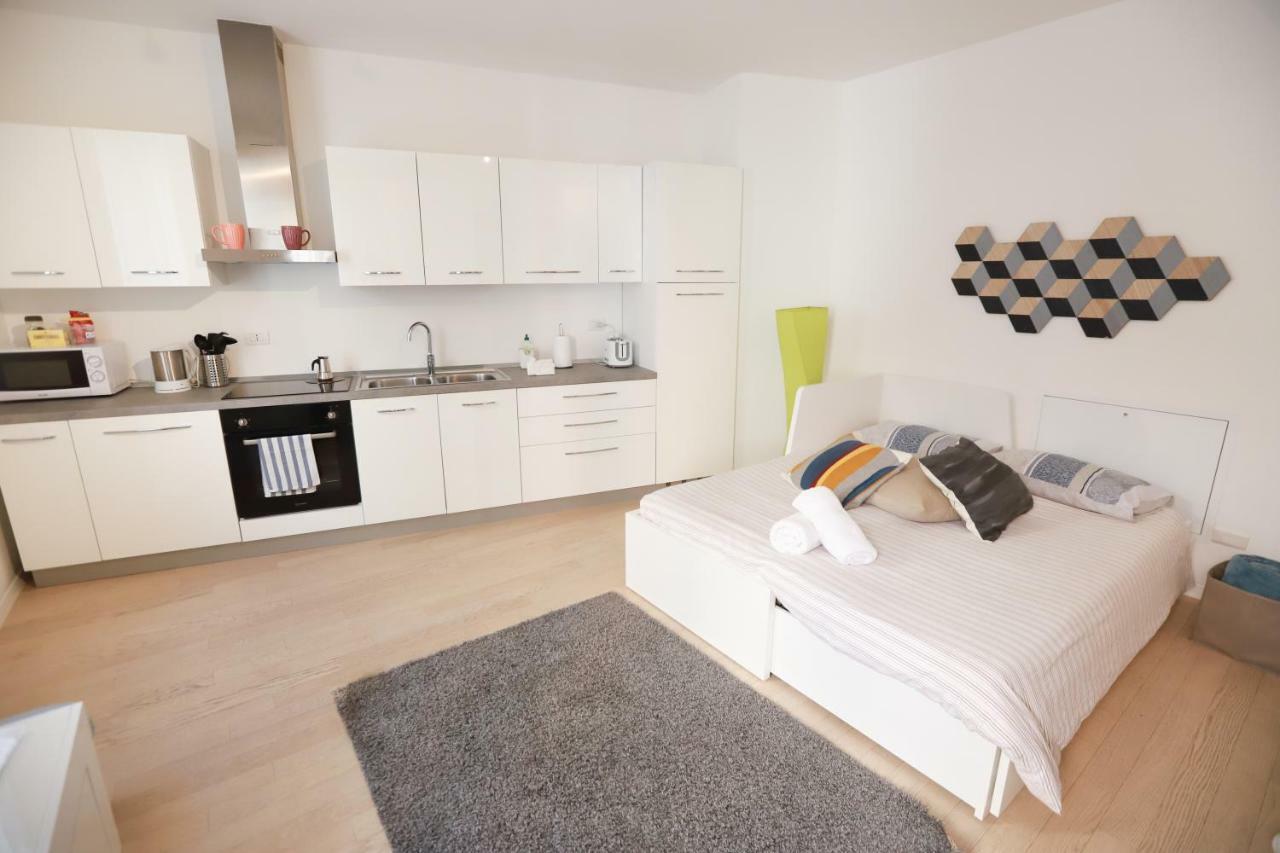 Laura'S Home - I Navigli Che Vorrei Milano Ngoại thất bức ảnh